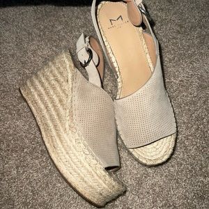 Marc Fisher LTD Wedge - SIZE: 9